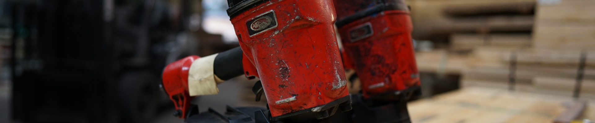 contact-banner