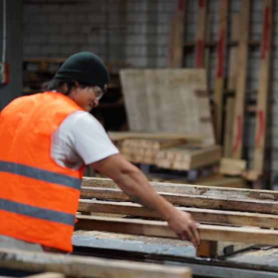 Custom Hardwood Pallets